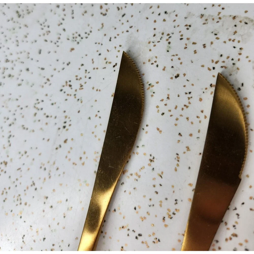 Gold Tone Stainless Steel Contemporary Flatware 3 Knives w/ Serrated Edges Lot